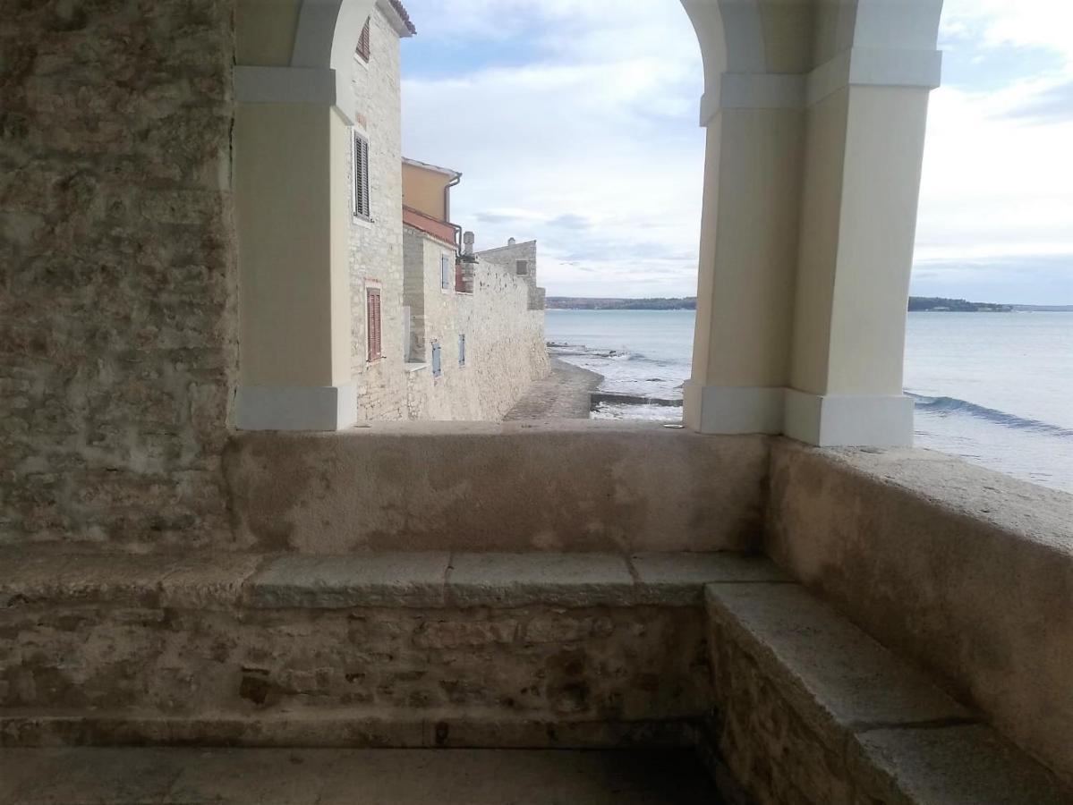 Jana * Novigrad Istria